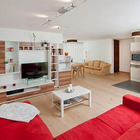 Ferienwohnung * Fulpmes